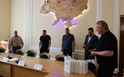 Науковці Волинського національного університету представили унікальне зібрання творів Олени Пчілки у 12-ти томах