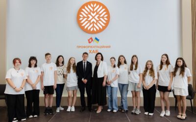 8 із 10 українських підлітків замислюються про майбутню професію, але лише з можуть назвати конкретну чи хоча б орієнтовну сферу зайнятості. Це головний висновок національного дослідження «Індекс майбутнього: професійні очікування та розвиток підлітків в Україні».