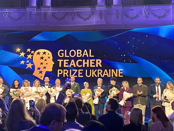 Волинський педагог серед найкращих учителів України!