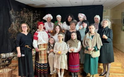 21 листопада, напередодні Дня пам’яті жертв Голодомору та у День Гідності та Свободи, у Волинському обласному еколого-натуралістичному центрі відбувся змістовний та зворушливий тематичний захід, присвячений трагічним сторінкам української історії.