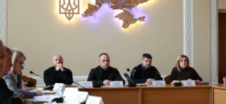 Продовжити дистанційне навчання або канікули: рішення комісії ТЕБ та НС