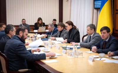 Сьогодні на нараді в премʼєр-міністерки Юлія Свириденко доповів про ситуацію в освіті за умов складних викликів в енергетиці.