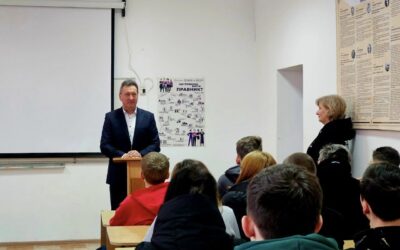 Сьогодні Волинський національний університет імені Лесі Українки став майданчиком проведення другого етапу обласної Всеукраїнської олімпіади з правознавства. До участі долучилися 56 учнів 9–11 класів з усіх куточків області — переможці першого етапу у своїх територіальних громадах та закладах освіти.