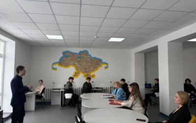 ВОЛОДИМИР – ЦЕНТР ОСВІТНІХ ТРАНСФОРМАЦІЙ: НА ФОРУМІ ОБГОВОРИЛИ ПЕРШІ РЕЗУЛЬТАТИ ВПРОВАДЖЕННЯ ПРОФІЛЬНОЇ СЕРЕДНЬОЇ ОСВІТИ У ГРОМАДІ