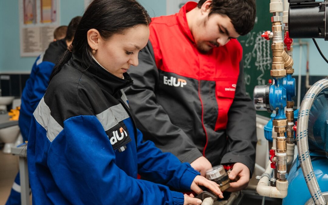 Підписав наказ про затвердження переліку перших учасників експериментального проєкту з реорганізації закладів професійної освіти в комунальні некомерційні товариства