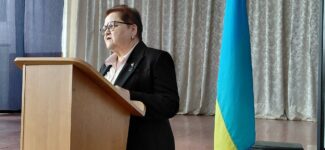 Сьогодні на зборах трудового колективу відбувся звіт директорки Валентини Приступи про діяльність закладу в 2025 році.