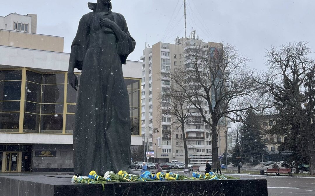 «Ні, я жива! Я буду вічно жити! Я в серці маю те, що не вмирає»